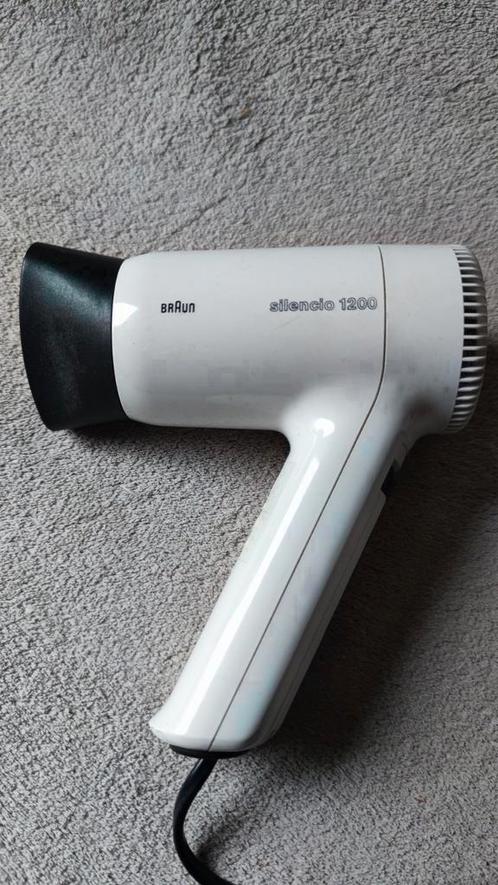 BRAUN Silencio 1200 mini föhn - IF Design Award 1986, Sieraden, Tassen en Uiterlijk, Uiterlijk | Haarverzorging, Zo goed als nieuw