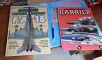 2 Militaire Luchtvaart boeken jaren '80              Harrier, Verzamelen, Boek of Tijdschrift, Zo goed als nieuw, Verzenden