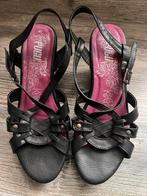 Nieuwe zwarte Pugu damesschoenen sandalen met kurk maat 40, Ophalen of Verzenden, Nieuw, Zwart, Sandalen of Muiltjes