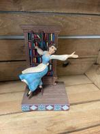 Disney Belle met boekenkast, Verzamelen, Disney, Ophalen of Verzenden, Assepoester of Belle, Zo goed als nieuw, Beeldje of Figuurtje