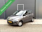 Hyundai i10 1.1 Dynamic Cool, Gebruikt, 4 cilinders, 400 kg, Leder en Stof
