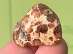 Spessartien is een Granaat in Kalksteen.mineralen, Ophalen of Verzenden, Mineraal