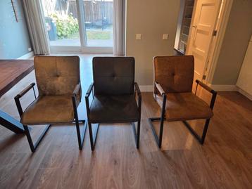 Set van 6 industriële eetkamerstoelen – 3 kleuren beschikbaar voor biedingen