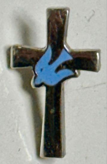 Kruis Revers Pin met Vredesduif beschikbaar voor biedingen