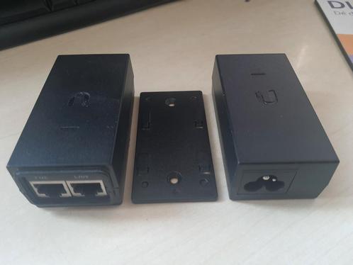 2x Ubiquiti Gigabit PoE Adapter - Getest & Werkend, Computers en Software, Accesspoints, Gebruikt, Ophalen of Verzenden
