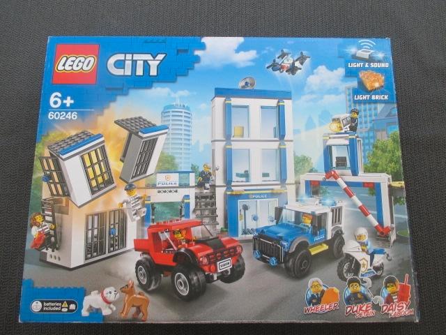 Te koop : Lego City Politieburo / nr : 60246., Kinderen en Baby's, Speelgoed | Duplo en Lego, Gebruikt, Lego, Complete set, Ophalen of Verzenden