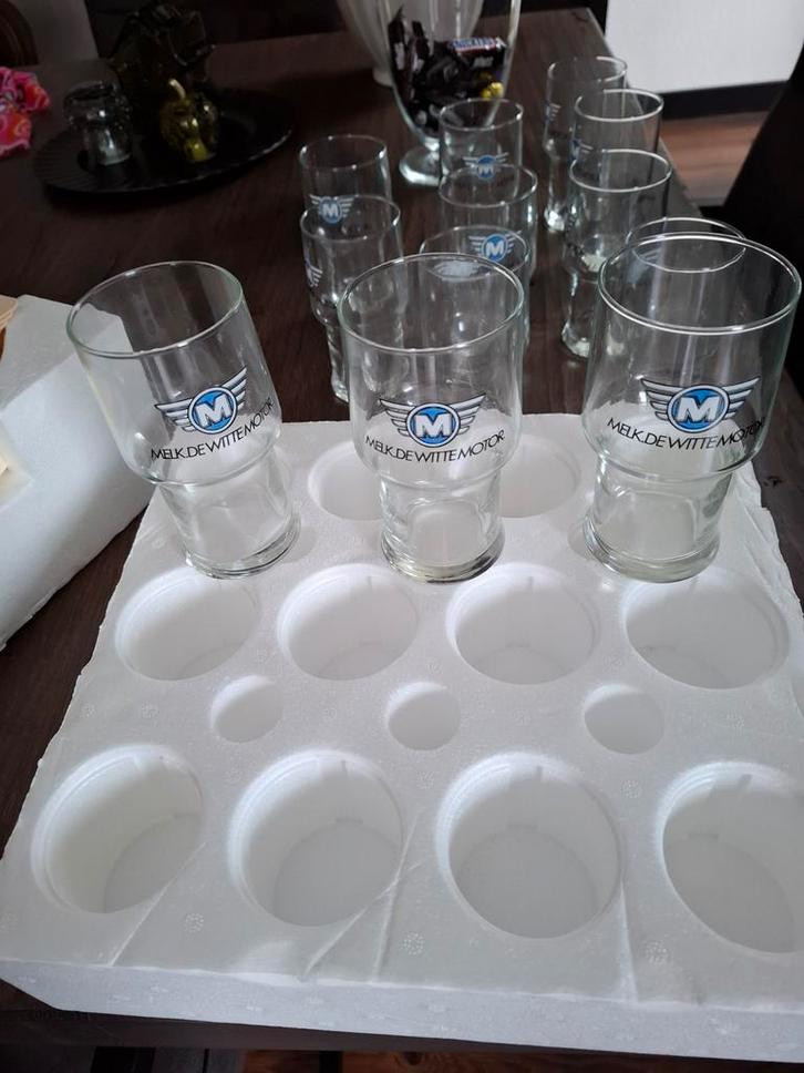 Melkglazen Melk de Witte Motor - Nieuw, Verzamelen, Merken en Reclamevoorwerpen, Nieuw, Gebruiksvoorwerp, Ophalen
