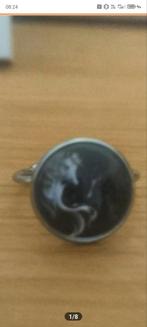 Ring met Paarden Afbeelding, IJzer of Staal, Nieuw, Ophalen of Verzenden, 17 tot 18
