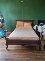 Antiek bed frame 140 bij 200., Huis en Inrichting, Slaapkamer | Bedden, Ophalen, Tweepersoons, 140 cm, Hout