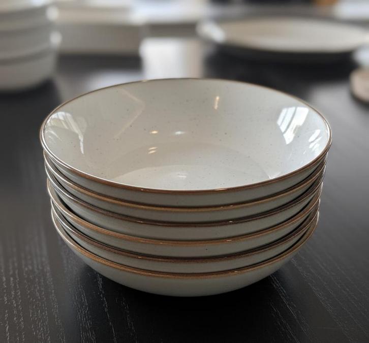 IKEA GLADELIG diepe borden | 21 cm | 40 stuks beschikbaar, Huis en Inrichting, Keuken | Servies, Zo goed als nieuw, Bord(en), Overige stijlen