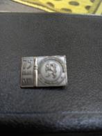 Vintage herinneringsspeldje KNKB 75 jaar., Ophalen of Verzenden, Zo goed als nieuw, Sport, Speldje of Pin