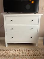 Ikea HEMNES ladekast, Huis en Inrichting, Kasten | Ladekasten, Ophalen, 100 tot 150 cm, Zo goed als nieuw, 3 of 4 laden