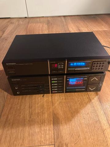 Pioneer AX/FX700 receiver en tuner beschikbaar voor biedingen