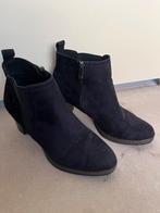 Blauwe nubuck enkellaarsjes mt 40, Blauw, Lage of Enkellaarzen, Marco Tozzi, Ophalen of Verzenden