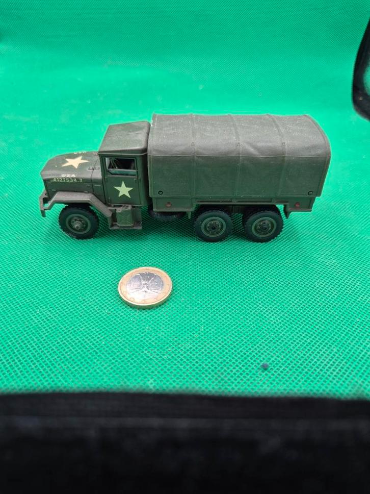 738 kaiser jeep 6x6 army solido 1/50, Hobby en Vrije tijd, Modelauto's | 1:50, Zo goed als nieuw, Bus of Vrachtwagen, Wsi, Ophalen of Verzenden