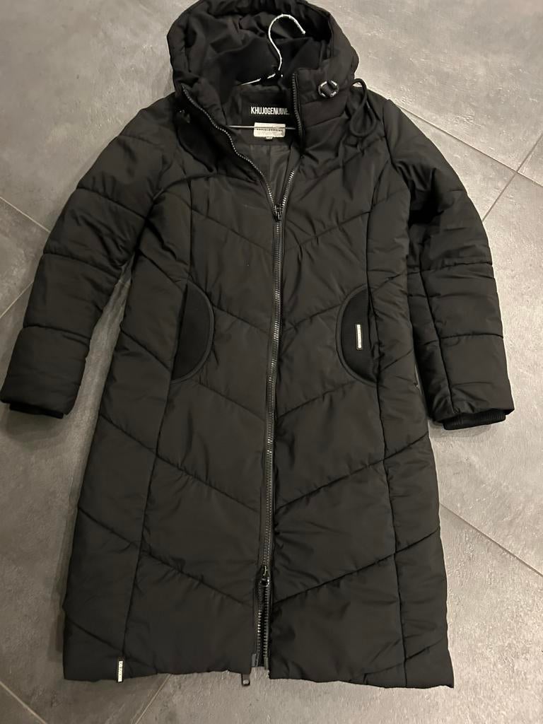 Khujo zwarte halflange winterjas dames, Ophalen of Verzenden, Zo goed als nieuw, Zwart