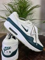 Nike Air Max 1 Jewel Atomic Teal maat 44,5, Kleding | Heren, Schoenen, Wit, Nike, Ophalen of Verzenden, Nike