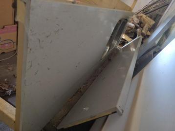 stenen aanrechtblad, beschikbaar voor biedingen