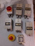 Schakelaars 230 380 v, Doe-het-zelf en Verbouw, Elektra en Kabels, Ophalen of Verzenden