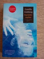 Camilla Läckberg - Vuurtorenwachter, Boeken, Thrillers, Ophalen of Verzenden, Camilla Läckberg, Zo goed als nieuw, Scandinavië