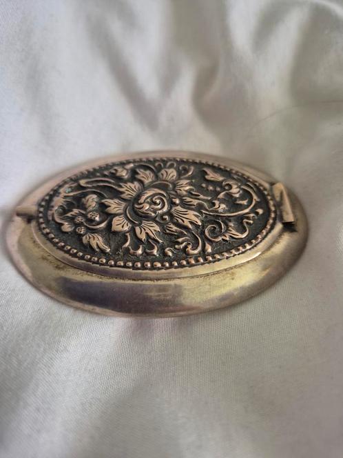 Antiek Zilveren Poederdoosje met Spiegel, Sieraden, Tassen en Uiterlijk, Broches, Gebruikt, Zilver, Zilver, 4 tot 7 cm, Ophalen of Verzenden