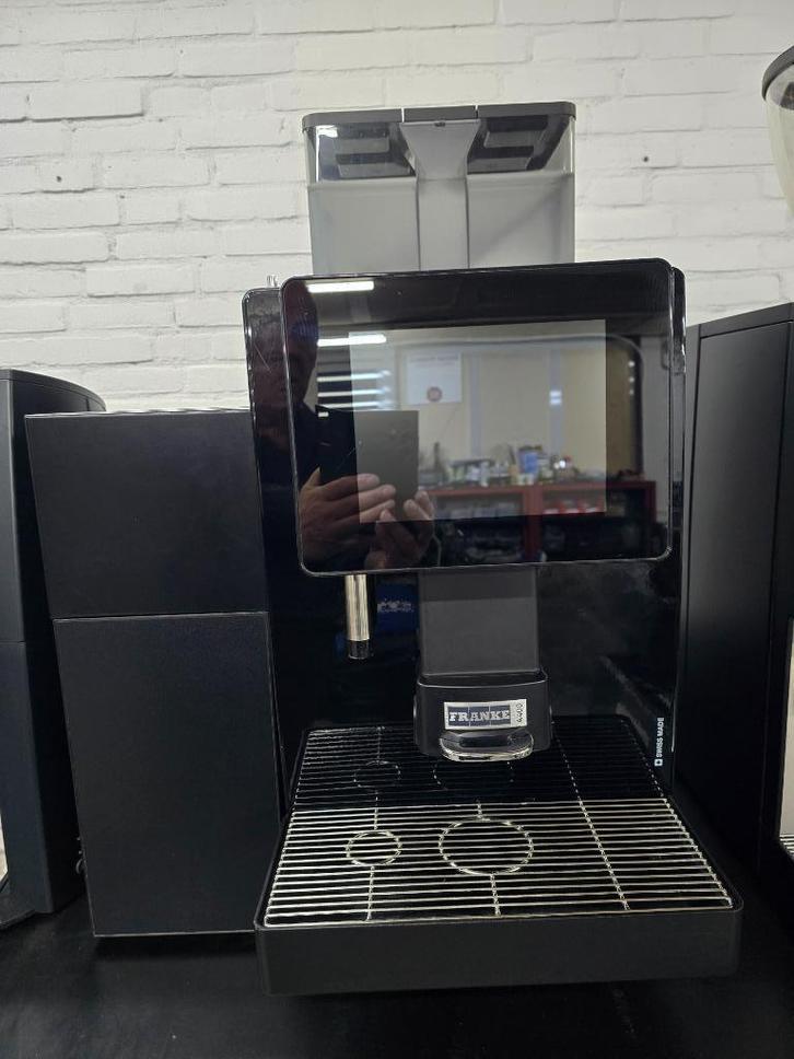 Franke A400 Incl Melkkoeler, Witgoed en Apparatuur, Koffiezetapparaten, Refurbished, Koffiebonen, Espresso apparaat, 10 kopjes of meer