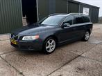 Volvo V70 2.0 T AUT 2010, Auto's, Volvo, 1800 kg, Zwart, Stationwagon, 1558 kg