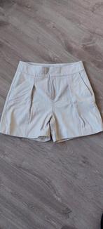 MY ESSENTIAL WARDROBE luxe short, off-white, leer! Nieuw 40, Nieuw, Maat 38/40 (M), My ESSENTIAL WARDROBE, Kort