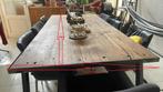 Robuuste tafel gemaakt van oude treinwagon, Huis en Inrichting, Tafels | Eettafels, Ophalen, Gebruikt, 100 tot 150 cm, 200 cm of meer
