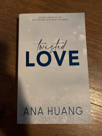 Twisted Love - Ana Huang beschikbaar voor biedingen