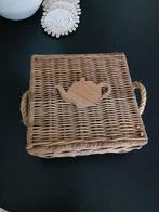 Riviera maison rattan theedoos, Huis en Inrichting, Overige typen, Ophalen of Verzenden, Overige stijlen, Glas