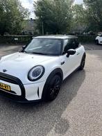 Mini Cooper Camden edition, Voorwielaandrijving, 136 pk, Zwart, 4 stoelen