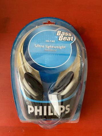 Philips Ultra Lightweight Headphone HL140 beschikbaar voor biedingen