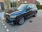 Volkswagen Tiguan Rline.0 TSI 180pk 4Motion DSG 2017 Zwart, Auto's, Volkswagen, Te koop, Alcantara, 2000 cc, Geïmporteerd