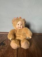 Anne Geddes pop - knuffel van een beertje, Verzamelen, Poppen, Ophalen of Verzenden, Zo goed als nieuw, Pop