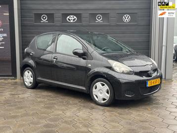 Toyota Aygo 2010 / 1.0-12V Comfort - Airco - 5 Deurs - NW Ap beschikbaar voor biedingen