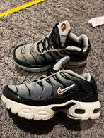 NIKE AIR gympen maat 29,5 origineel zgan, Kinderen en Baby's, Kinderkleding | Schoenen en Sokken, Sportschoenen, Ophalen of Verzenden