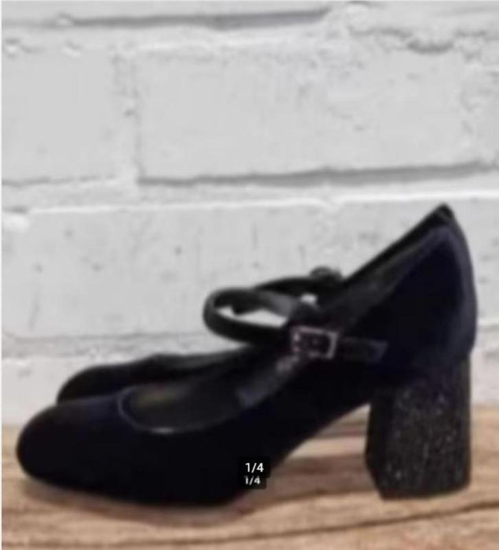 Tosca Blu - Prachtige velvet pumps maat 39 - Als nieuw, Kleding | Dames, Schoenen, Nieuw, Pumps, Zwart, Ophalen of Verzenden