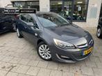 Opel Astra 1.4 Turbo Trekhaak Navi Camera Automaat, Auto's, Euro 5, 15 km/l, 680 kg, Leder en Stof