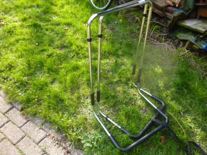 Frida RVS sta-op hulp en bedrek voor in en uit bed stappen, Diversen, Verpleegmiddelen, Zo goed als nieuw, Ophalen of Verzenden