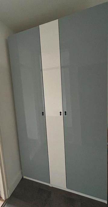 Ikea Pax kast 125cm x 236cm x 58cm beschikbaar voor biedingen