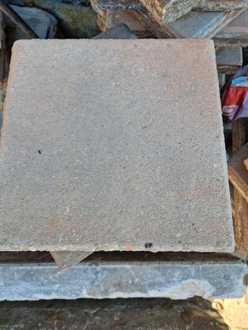 61 stuks stoeptegels 30x30cm - Gebruikt beschikbaar voor biedingen