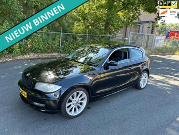 BMW 1-serie 116i Business Line NETTE AUTO RIJDT EN SCHAKELT  beschikbaar voor biedingen