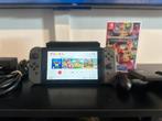 Nintendo switch +  mario kart 8 deluxe, Ophalen of Verzenden, Zo goed als nieuw, Met 2 controllers