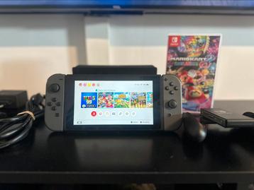 Nintendo switch +  mario kart 8 deluxe beschikbaar voor biedingen