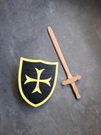 Houten zwaard met schild., Kinderen en Baby's, Speelgoed | Houten speelgoed, Ophalen of Verzenden, Zo goed als nieuw