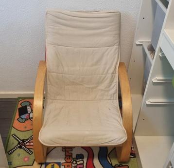  2 Ikea kinder stoelen beschikbaar voor biedingen