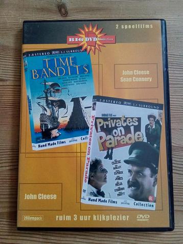 Time Bandits & Privates on Parade 2 films met John Cleese  beschikbaar voor biedingen