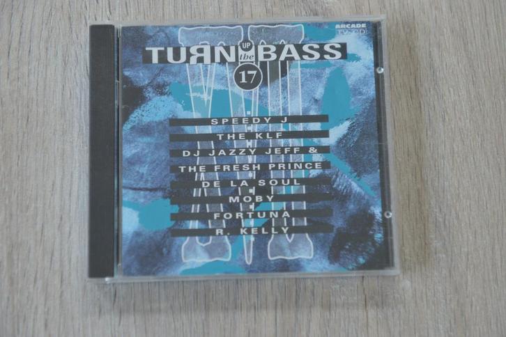 TURN UP THE BASS = VOLUME 17 ARCADE TV-CD + Bonustracks, Cd's en Dvd's, Cd's | Verzamelalbums, Zo goed als nieuw, Pop, Verzenden