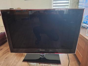 Mooie Samsung tv. beschikbaar voor biedingen